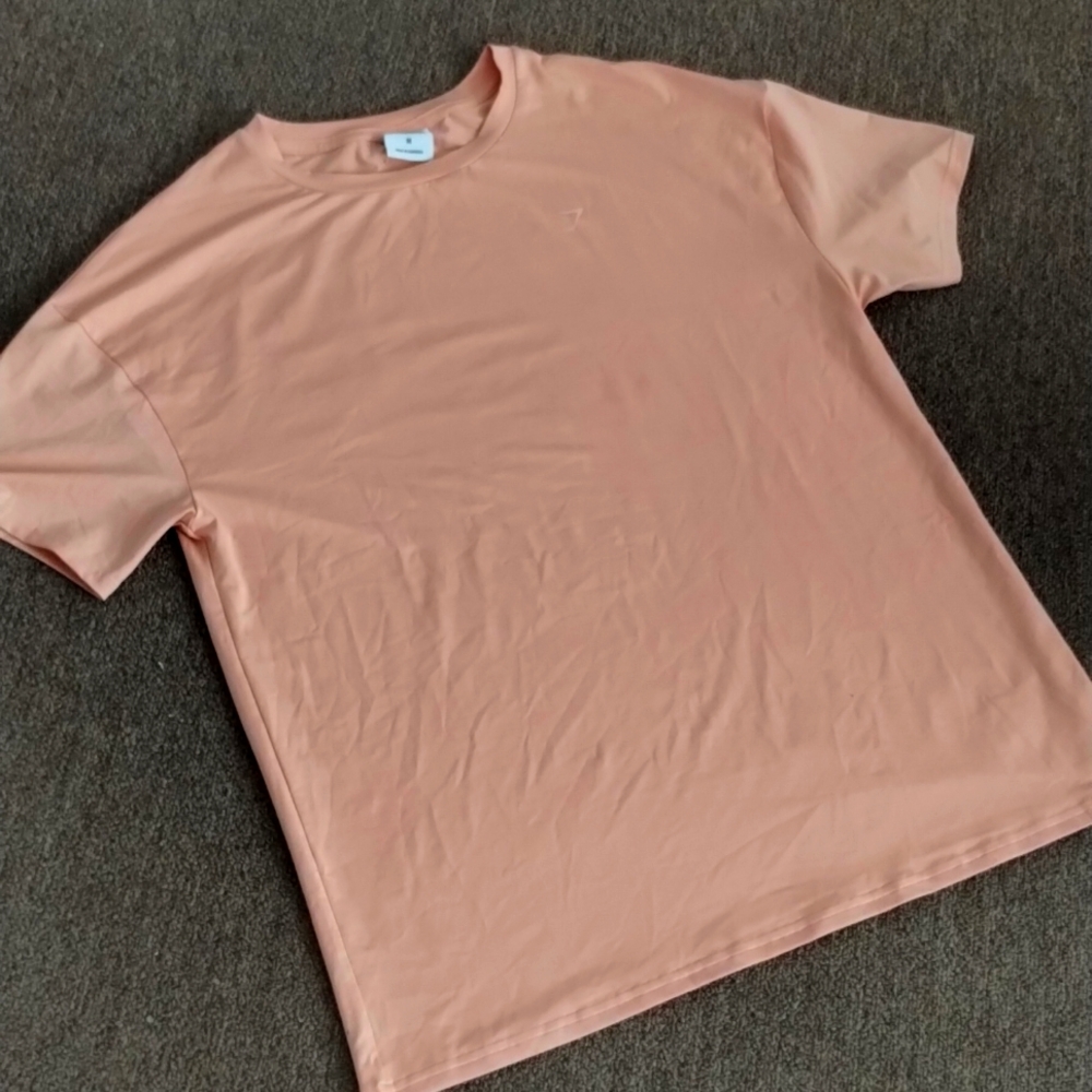Whitney Simmons gymshark oversized alive shirt peach - Picture 2 of 4